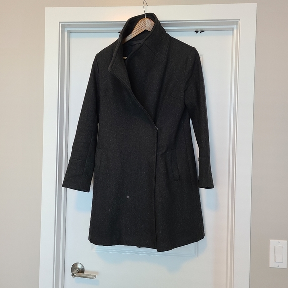 High collar coat - Picture 2 of 7
